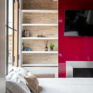 Monti Bdb , Rome Italy