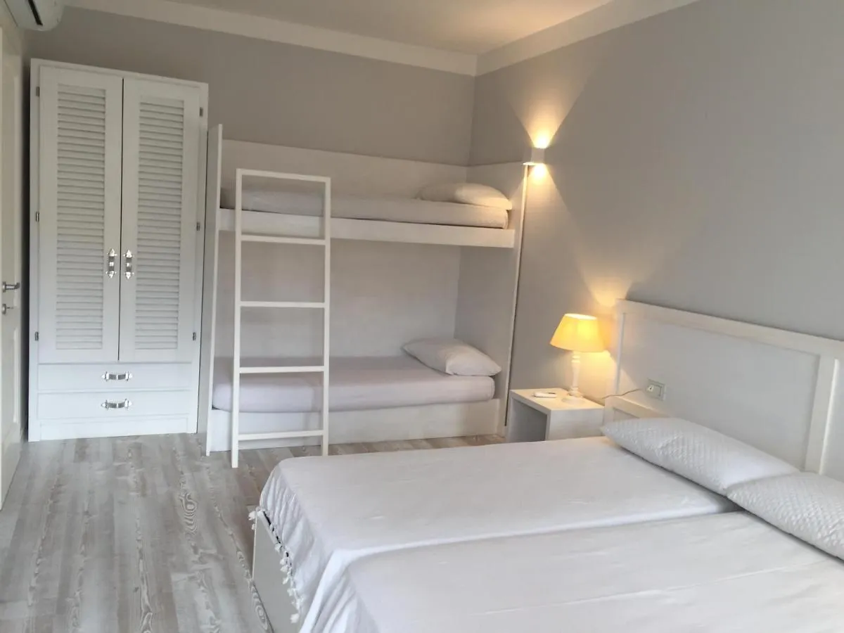 Apartment Ferienwohnung Ginestre Palau Italien