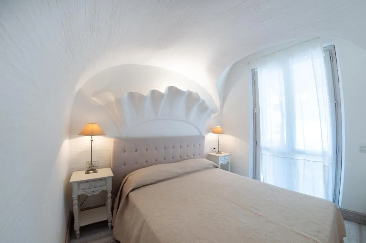 Ferienwohnung Ginestre Palau Apartment